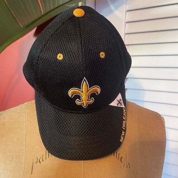 NEW ORLEANS SAINTS | black gold adjustable velcro back hat - Picture 1 of 7